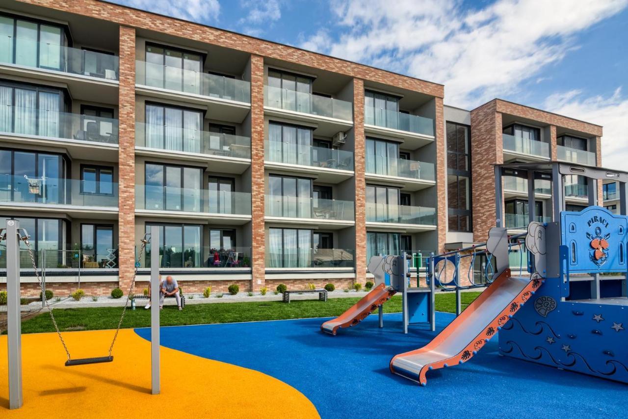 Apartament Lux Japonski Zuraw - Perlowa Przystan Holiday City Kołobrzeg Eksteriør bilde